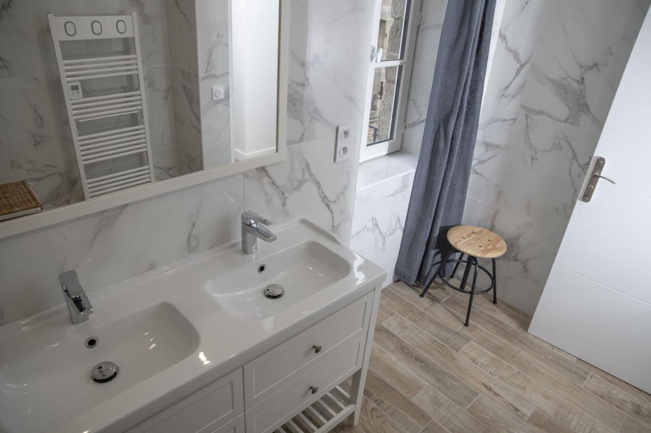 شقة Triplex 110 M2 Centre Historique Avec Jacuzzi دينان المظهر الخارجي الصورة