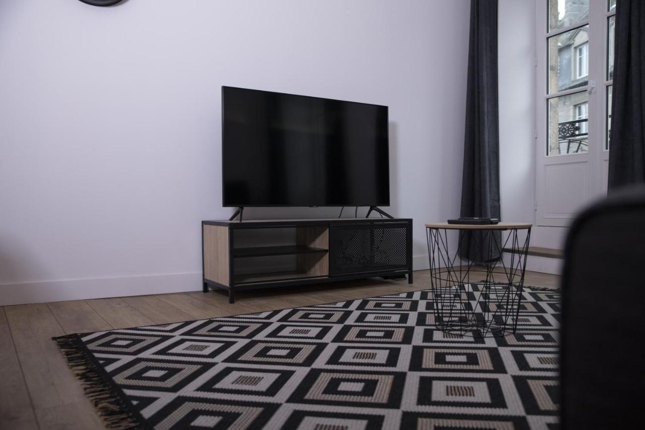 شقة Triplex 110 M2 Centre Historique Avec Jacuzzi دينان المظهر الخارجي الصورة